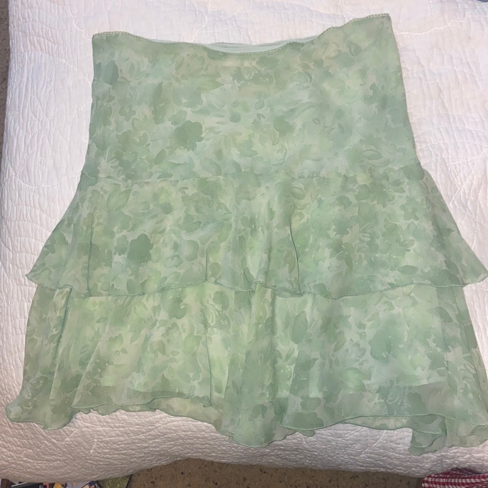 green skirt 💚